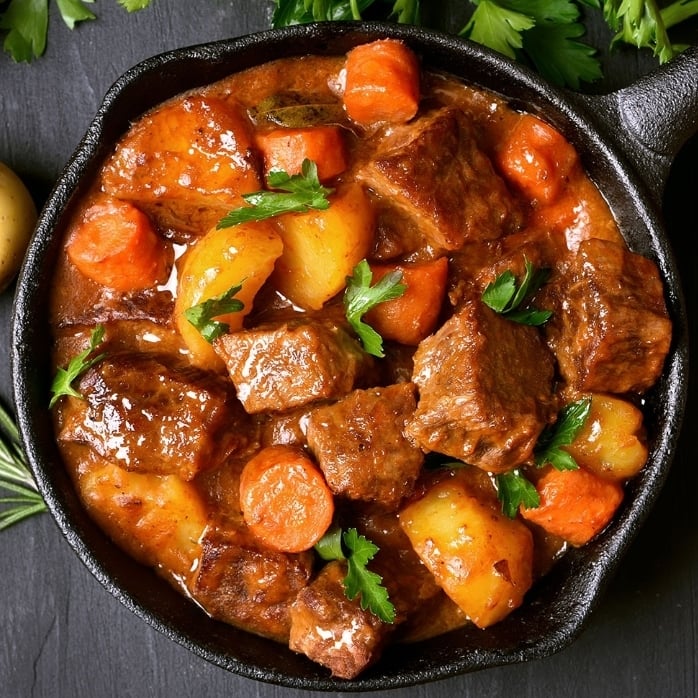Photo of the Beef stew with vegetables and coffee-based sauce – recipe of Beef stew with vegetables and coffee-based sauce on DeliRec