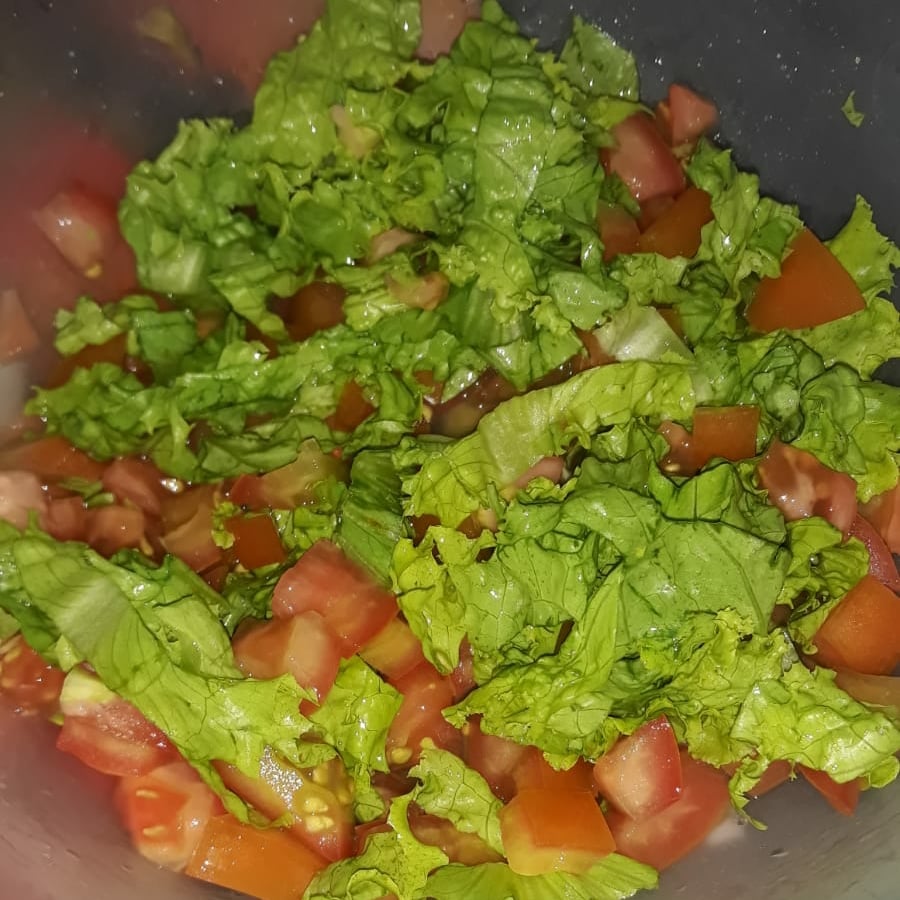 Foto da Salada de alface com tomate  - receita de Salada de alface com tomate  no DeliRec