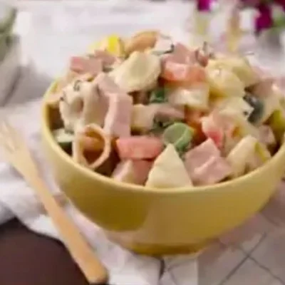Recette de salade différente sur le site de recettes DeliRec