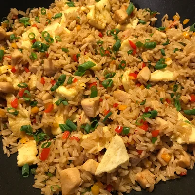 Recipe of Chicken Chaufa Rice (Peruvian Rice - Chaufa de Pollo) on the DeliRec recipe website