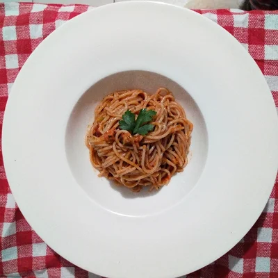 Recipe of Spaghetti Pomodoro Tartufo on the DeliRec recipe website