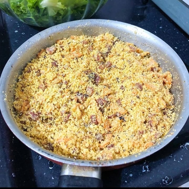 Photo of the Bacon and pepperoni crumbs – recipe of Bacon and pepperoni crumbs on DeliRec