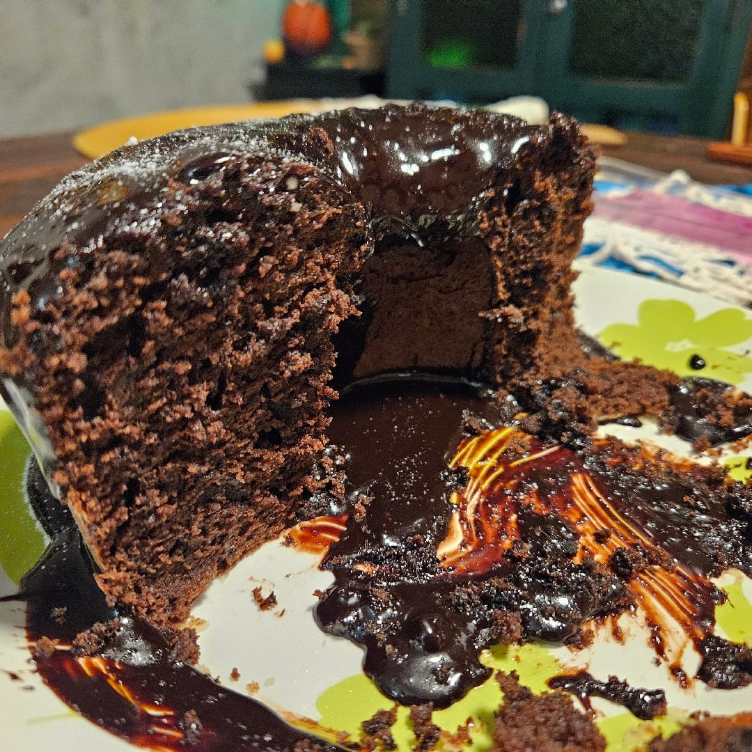 Foto della Torta al cioccolato con glassa - ricetta di Torta al cioccolato con glassa nel DeliRec