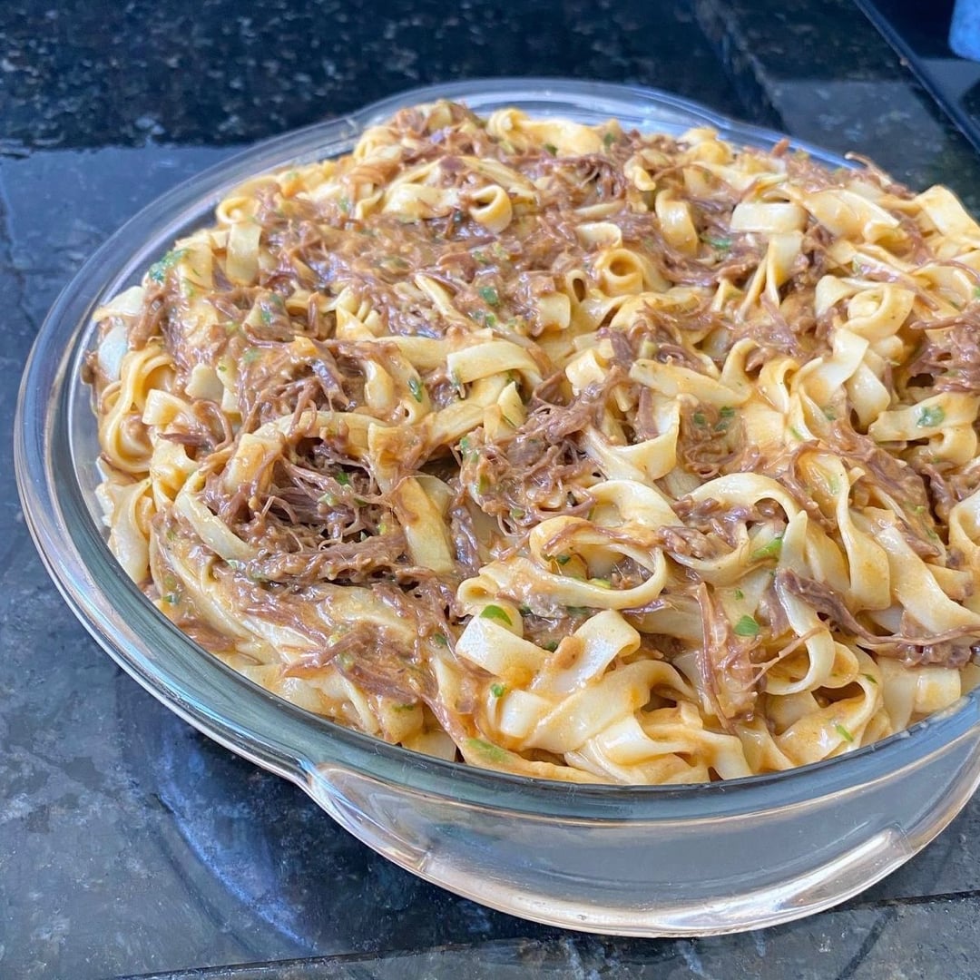 Photo of the Tagliatelle with shredded sun meat sauce. – recipe of Tagliatelle with shredded sun meat sauce. on DeliRec