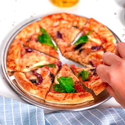 Receita de Pizza vegana com massa de feijão no site de receitas DeliRec
