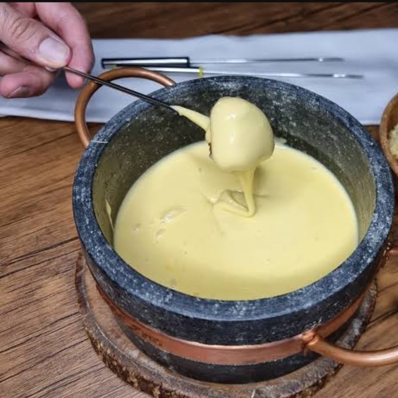 Foto della Fonduta di formaggio - ricetta di Fonduta di formaggio nel DeliRec