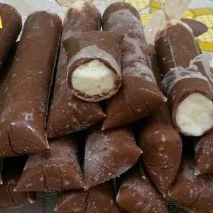 Photo of the ICE CREAM WITH CHOCOLATE SHELL – recipe of ICE CREAM WITH CHOCOLATE SHELL on DeliRec