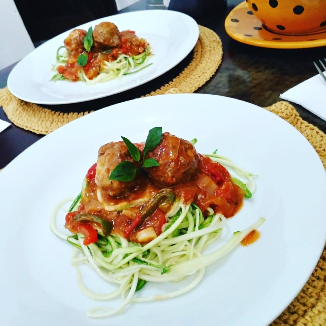 Photo of the Zucchini spaghetti with stuffed meatballs. – recipe of Zucchini spaghetti with stuffed meatballs. on DeliRec