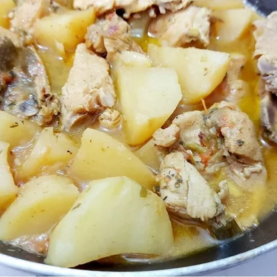 Recipe of Baked chicken with potato on the DeliRec recipe website