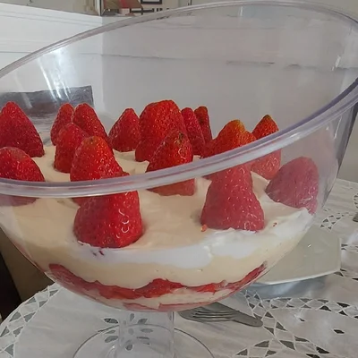 Recipe of Strawberry Pastry on the DeliRec recipe website