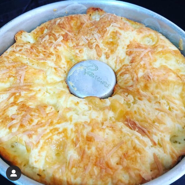 Photo of the Cheese bread cake with 3 cheeses – recipe of Cheese bread cake with 3 cheeses on DeliRec