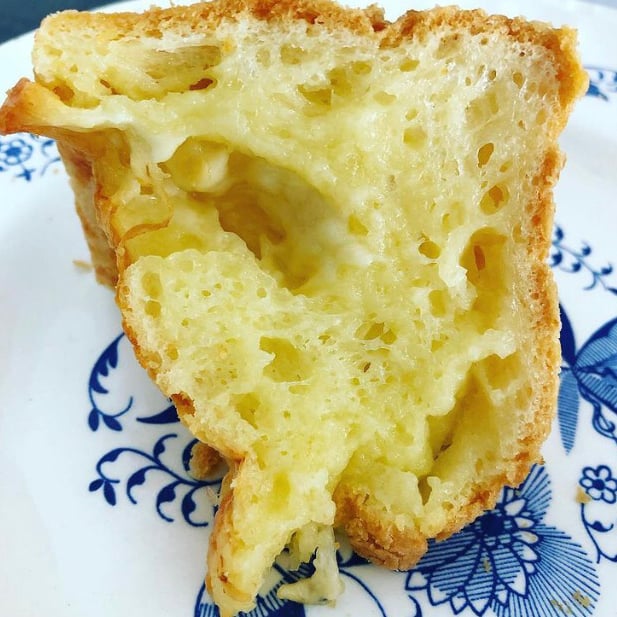 Photo of the Cheese bread cake with 3 cheeses – recipe of Cheese bread cake with 3 cheeses on DeliRec