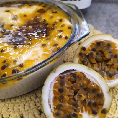 Recipe of Passion Fruit Mousse with Fruit on the DeliRec recipe website