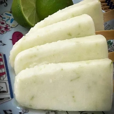 Recipe of Lemon and yoghurt popsicle on the DeliRec recipe website