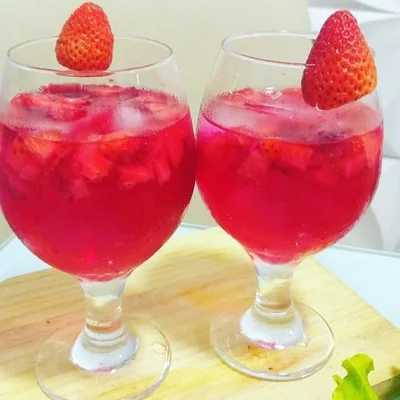 Recipe of Strawberry drink 🍓 on the DeliRec recipe website