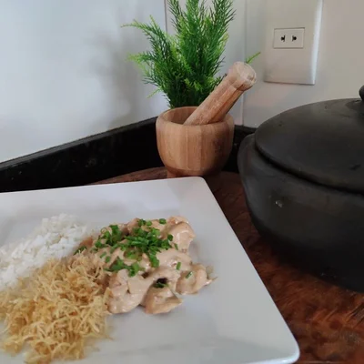 Recipe of Chicken Stroganoff - WITHOUT MILK CREAM on the DeliRec recipe website