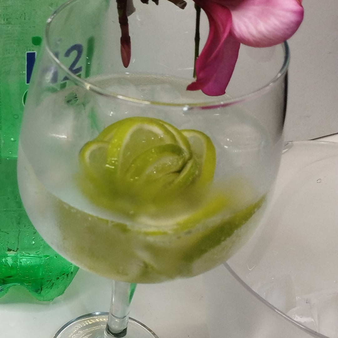 Foto da Drink flor de limão 🍋 - receita de Drink flor de limão 🍋 no DeliRec