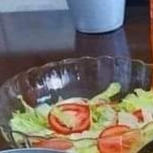 Foto da Salada de tomate com alface  - receita de Salada de tomate com alface  no DeliRec