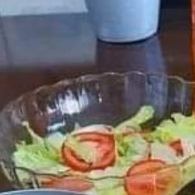 Recipe of Tomato salad with lettuce on the DeliRec recipe website