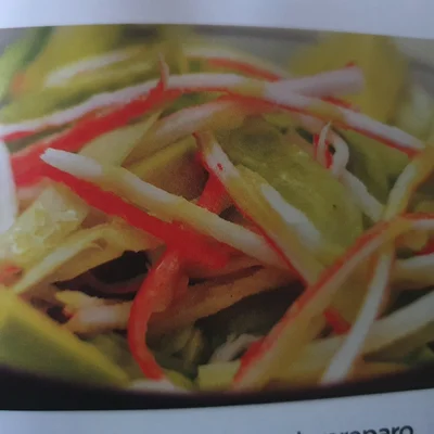 Recipe of Lettuce, Kani and Avocado Salad on the DeliRec recipe website