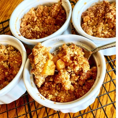 Recipe of PEAR CRUMBLE ON THE AIRFRYER on the DeliRec recipe website