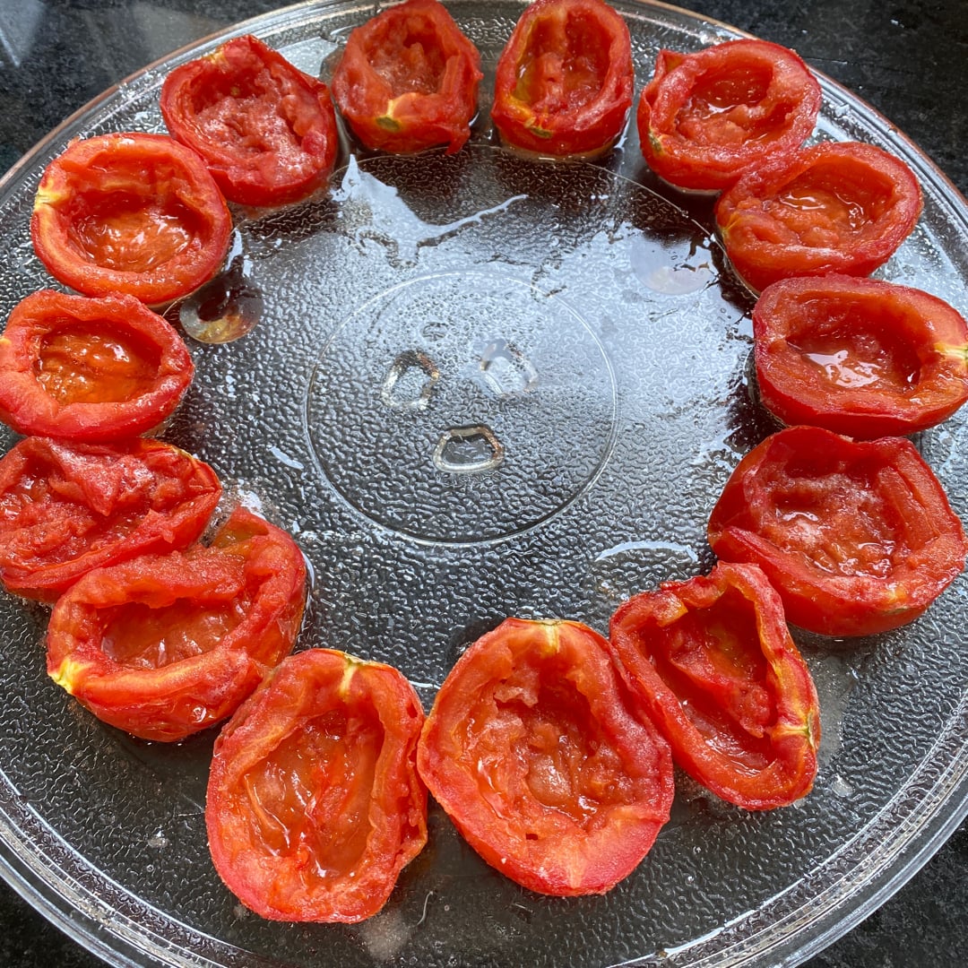 Foto da Tomate seco de microondas  - receita de Tomate seco de microondas  no DeliRec