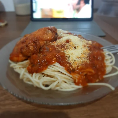 Recipe of Pasta with tomato sauce and chicken karaage on the DeliRec recipe website
