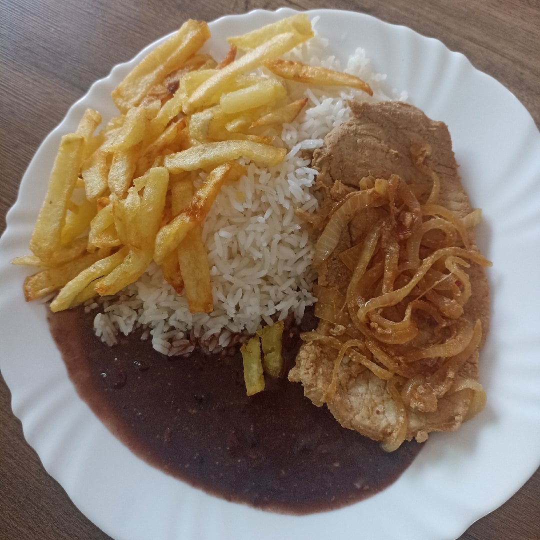 Photo of the Grilled pork steak with french fries – recipe of Grilled pork steak with french fries on DeliRec