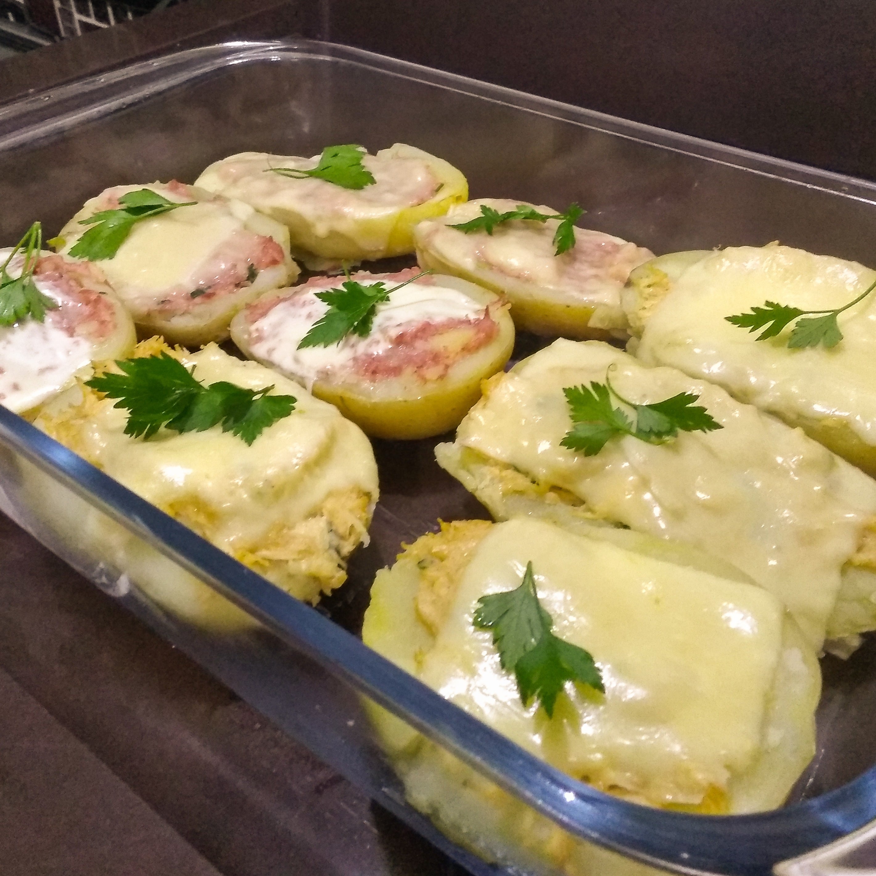 Photo of the STUFFED POTATOES - [FATHER ALSO KITCHES] – recipe of STUFFED POTATOES - [FATHER ALSO KITCHES] on DeliRec