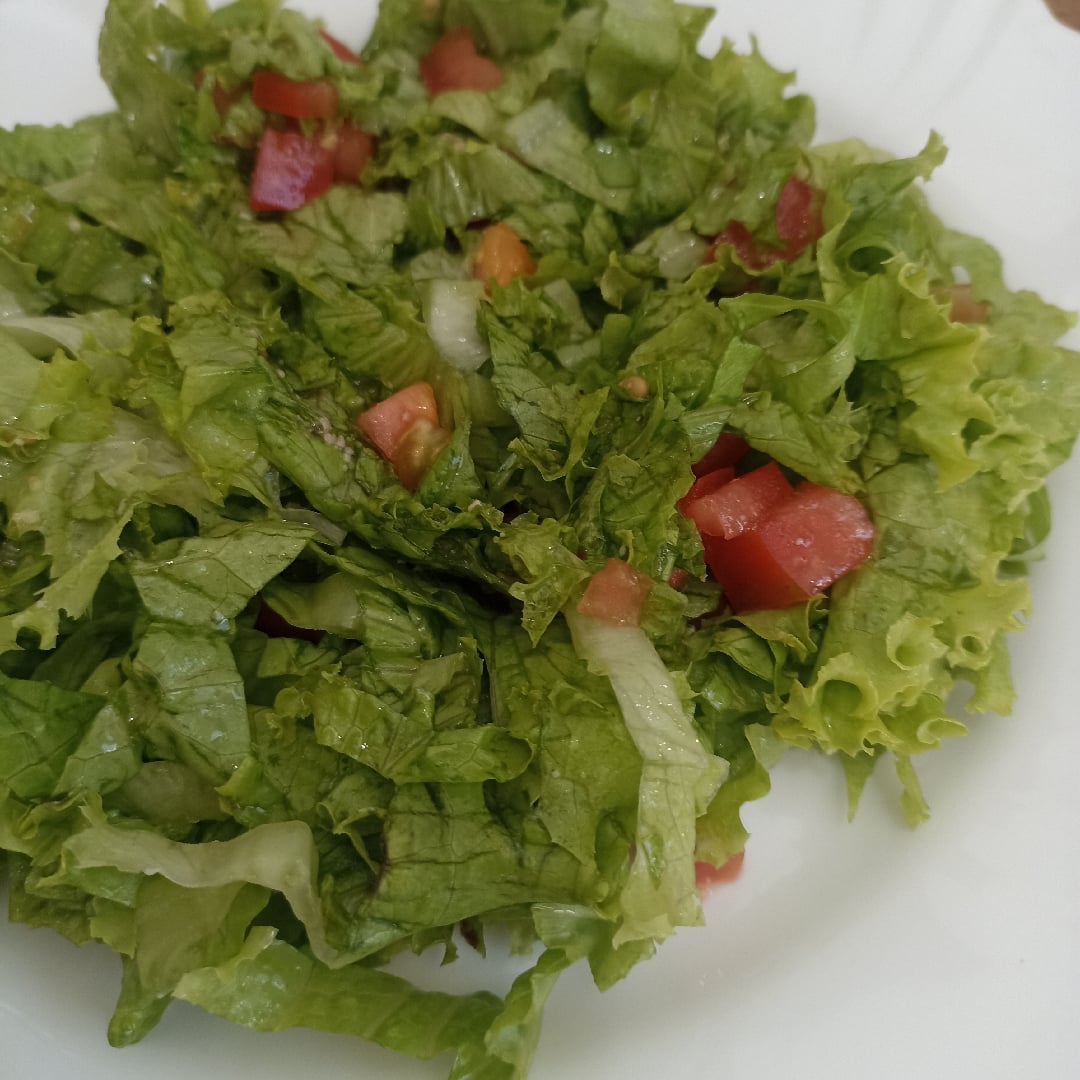 Photo of the Lettuce salad with tomato 🍅 – recipe of Lettuce salad with tomato 🍅 on DeliRec