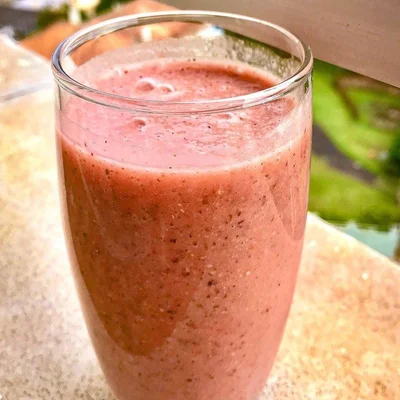Recipe of Protein strawberry shake on the DeliRec recipe website