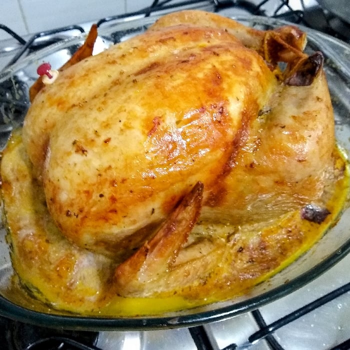 Photo of the Roasted chicken stuffed with farofa!! 🤩🤤 – recipe of Roasted chicken stuffed with farofa!! 🤩🤤 on DeliRec