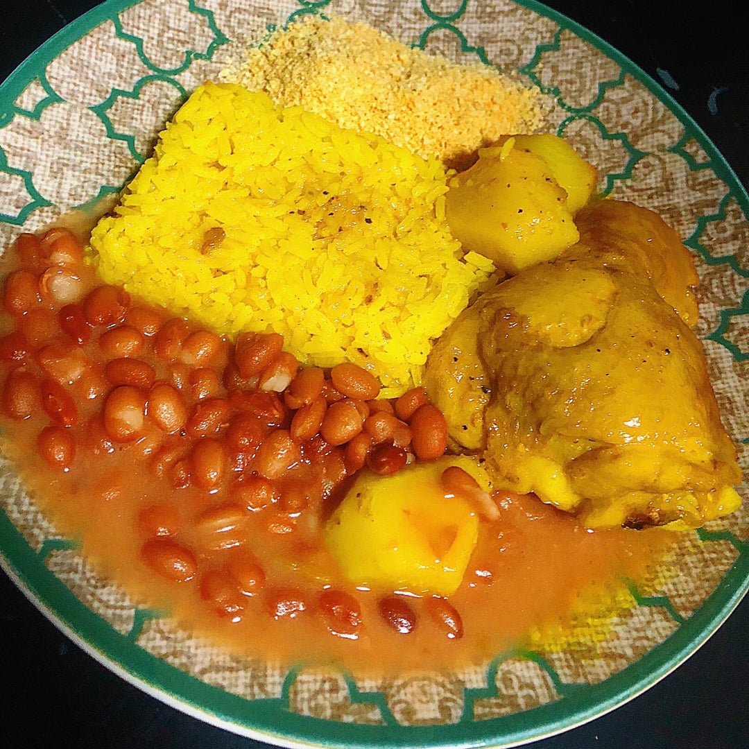 Photo of the Chicken in sauce, saffron rice – recipe of Chicken in sauce, saffron rice on DeliRec