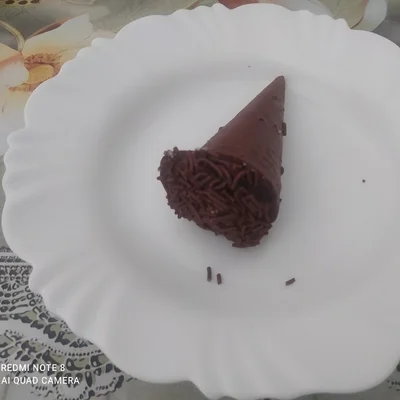 Recipe of chocolate truffle cone on the DeliRec recipe website