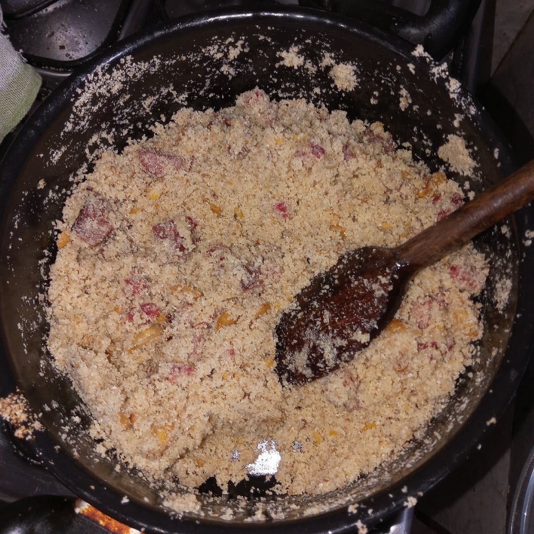 Photo of the Lupine flour, with sausage and garlic – recipe of Lupine flour, with sausage and garlic on DeliRec