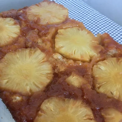 Recipe of Caramelized pineapple cake on the DeliRec recipe website