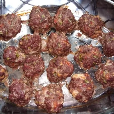 Recipe of Meatballs in the oven on the DeliRec recipe website