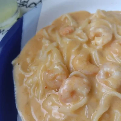 Recipe of Tagliatelle with shrimp and sour cream on the DeliRec recipe website