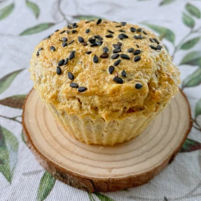 Recipe of Fit savory cupcake with cheese filling on the DeliRec recipe website