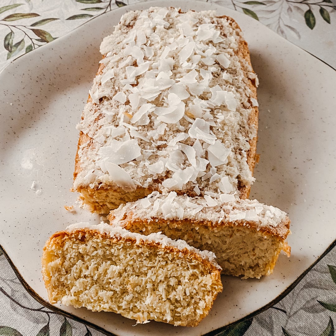 Photo of the Flour-free and lactose-free coconut cake – recipe of Flour-free and lactose-free coconut cake on DeliRec