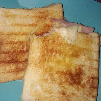 Recipe of Grilled ham and cheese on the DeliRec recipe website