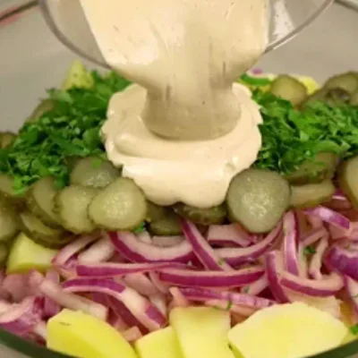 Recipe of salad with pickles on the DeliRec recipe website
