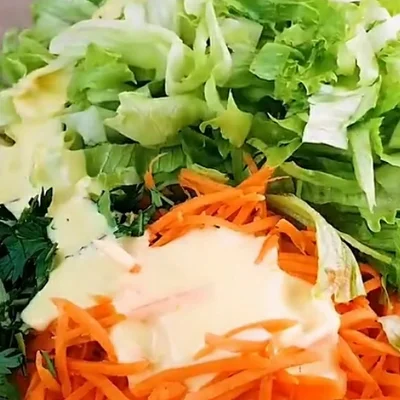 Recipe of Quick Carrot and Lettuce Salad on the DeliRec recipe website