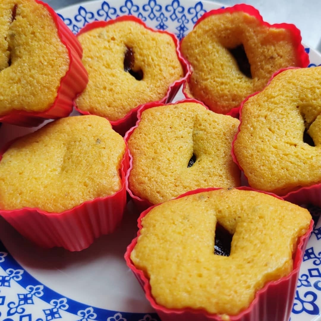 Photo of the Cornmeal cake with guava – recipe of Cornmeal cake with guava on DeliRec