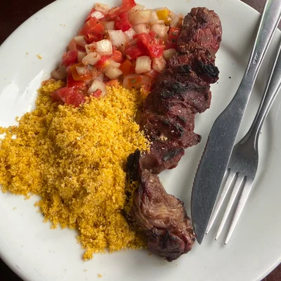 Recipe of Meat skewer with vinaigrette and farofa on the DeliRec recipe website