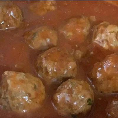 Recipe of Meatballs in sauce on the DeliRec recipe website
