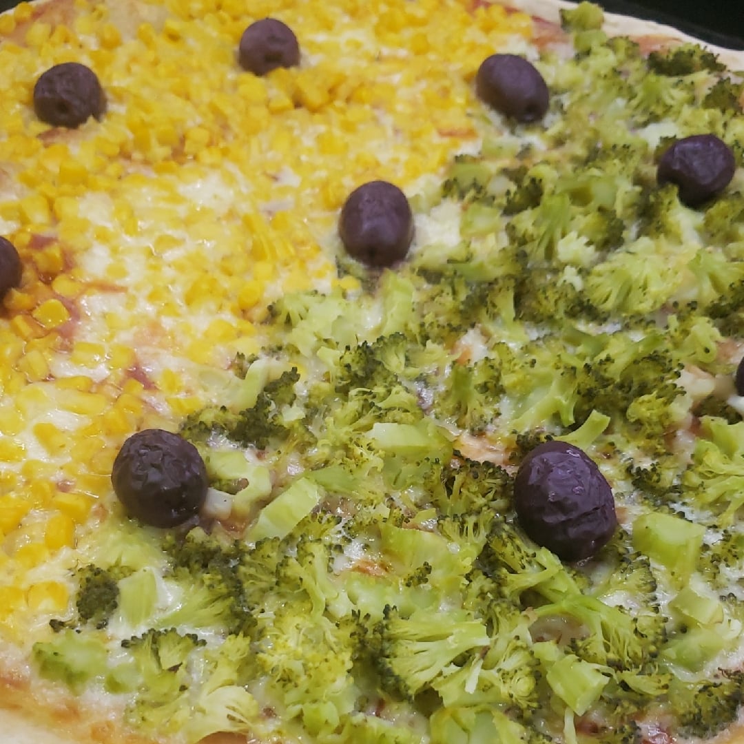 Photo of the Homemade Broccoli, Mozzarella and Green Corn Pizza – recipe of Homemade Broccoli, Mozzarella and Green Corn Pizza on DeliRec