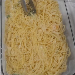 Macaroni with Cream Cheese and Broccoli