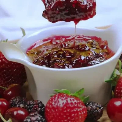 Recipe of Red Fruit Jelly on the DeliRec recipe website