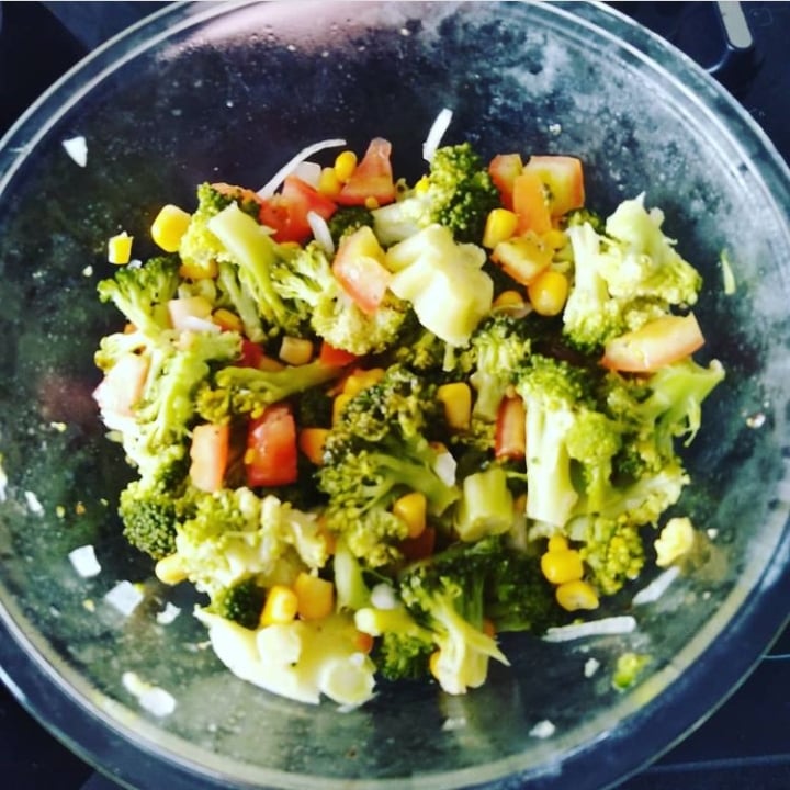 Foto da Salada de brócolis - receita de Salada de brócolis no DeliRec